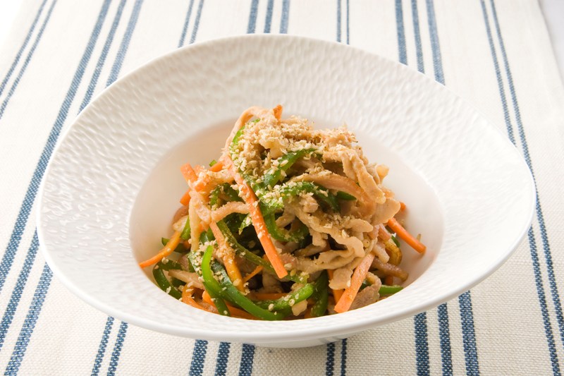 豚肉と野菜の細切りレンジ炒め