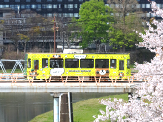 写真：岡山電気軌道