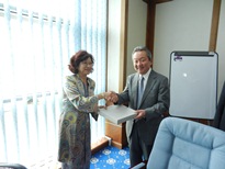 エネルギー・環境技術・水省次官との会談の様子