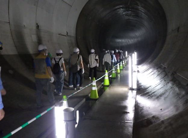 写真：地元住民見学会