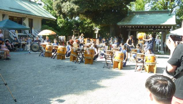 写真：夏祭り　和太鼓演奏