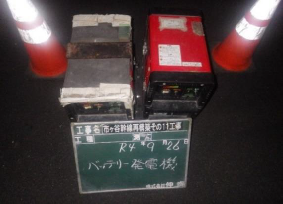 写真：バッテリー式発電機（リチウムイオン電池）の使用